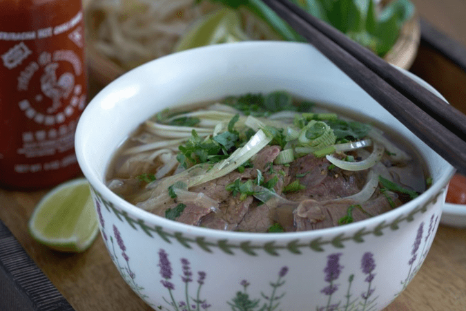 Sopa Pho-Tai Spice